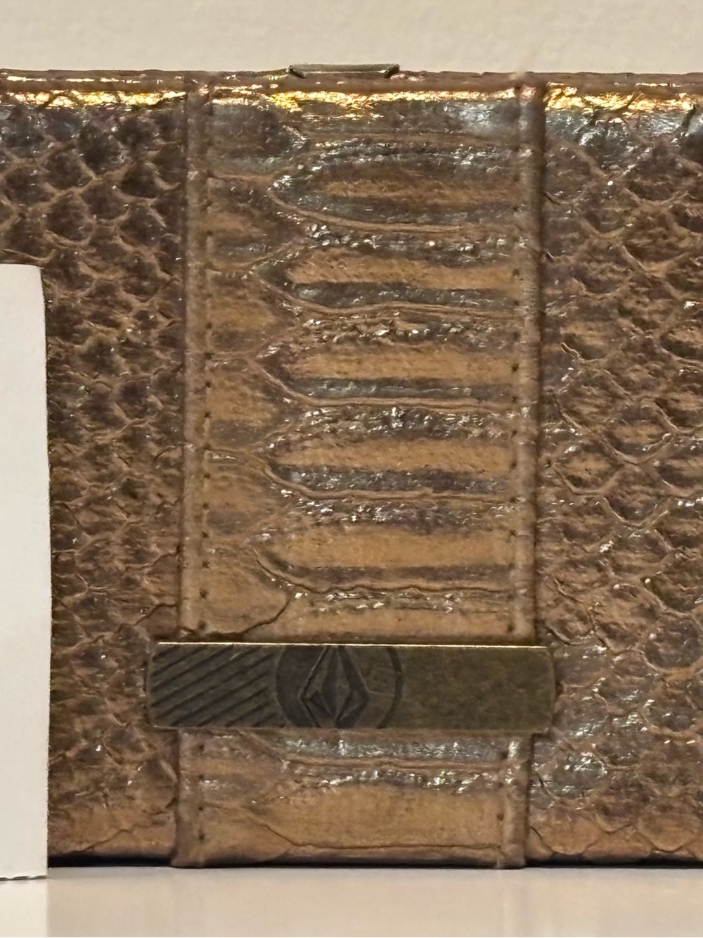 NWT Volcom “Let’s Ride” Metallic Bronze Snakeskin Textured Rare Clutch - Picture 5 of 8